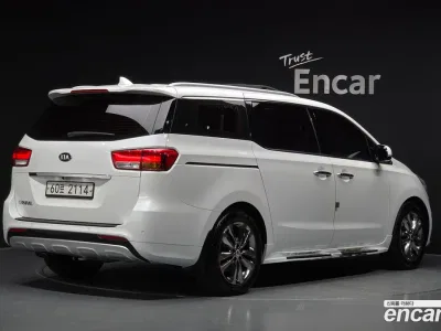 2018 Kia Canival 9-Seater Noblesse Special, фото 1, лот 11141269