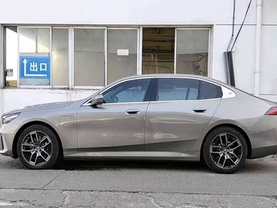 2024 BMW i5 eDrive 35L Premium Luxury Package, фото 4, лот 11214542