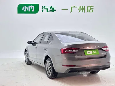 2022 Škoda Octavia 1.5L Automatic Comfort Edition, фото 4, лот 10395763