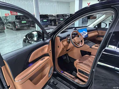 2026 Voyah Auto VOYAH Taisan Model Base, фото 4, лот 10358344