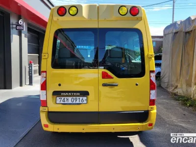 2020 Renault Master School Bus, фото 4, лот 11531803