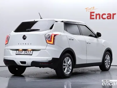 2016 Ssang Yong TIBOLI TX 2WD, фото 1, лот 10063986