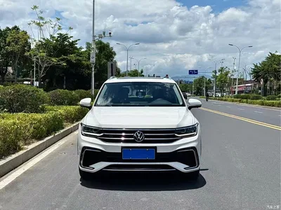 2022 Volkswagen Tiguan L 330TSI Auto 2WD R-Line Premium Edition, фото 1, лот 10777431