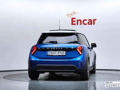 2025 Mini Cooper Classic, фото 4, лот 10224543