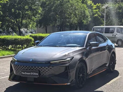 2024 Changan UNI-V 1.5T Smart Pilot, фото 1, лот 10250549