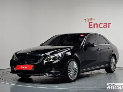 2015 Mercedes-Benz E-Class E300 Elegance, фото 1, лот 10221520