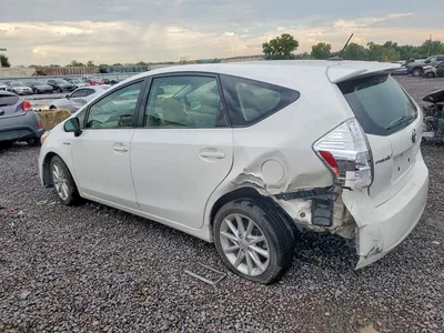 2013 TOYOTA PRIUS V FIVE, фото 2, лот 10891992