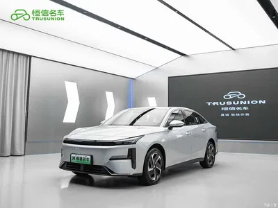 2025 Geely Galaxy Galaxy L6 EM-i 140km Starship Edition, фото 1, лот 10431568