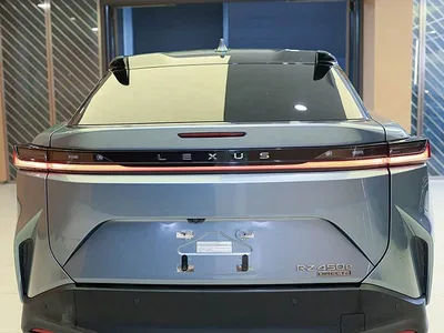 2023 Lexus RZ 450e 4WD Deluxe, фото 3, лот 10442257