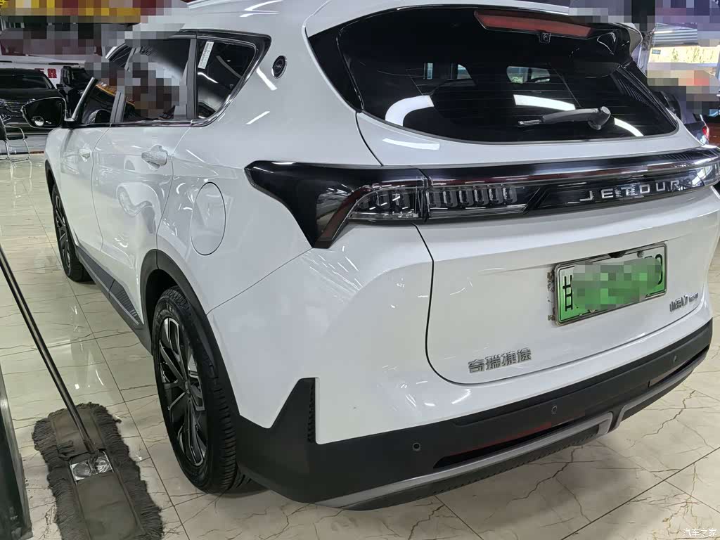 2024 Jetour L7 Model 1.5T 120km MAX+ 7-Seater, фото 4, лот 11157054