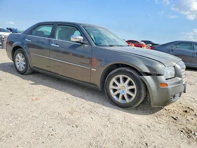 2010 CHRYSLER 300 TOURING, фото 4, лот 10864050