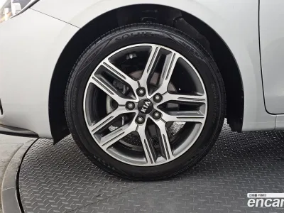 2019 Kia K3 Luxury, фото 1, лот 10035606