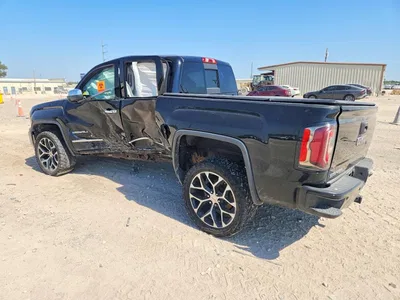 2017 GMC SIERRA K1500 DENALI, фото 2, лот 10815196