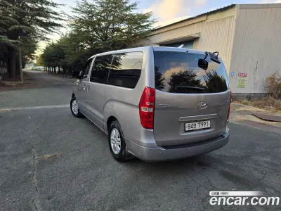 2017 Hyundai Starex 5-Seater VAN, фото 3, лот 10191211