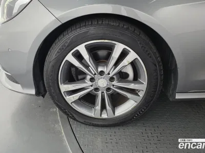 2015 Mercedes-Benz E-Class E220 Bluetec Avantgarde, фото 4, лот 10064208