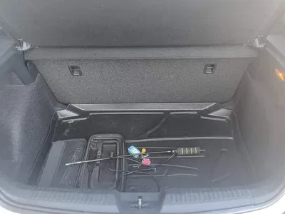 2016 Volkswagen Polo 1.4L Automatic Trend, фото 4, лот 10464409