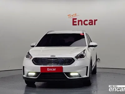 2018 Kia Niro Luxury, фото 2, лот 10073882