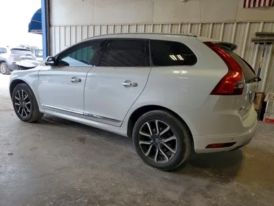 2017 VOLVO XC60 T6 DYNAMIC, фото 2, лот 10876173