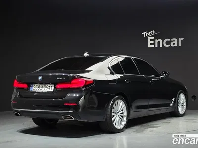 2023 BMW 5-Series 530i Luxury, фото 2, лот 10224123