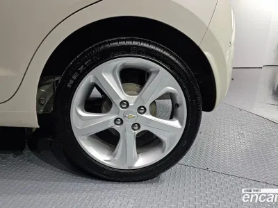 2017 Chevrolet Spark LTZ, фото 4, лот 10086238
