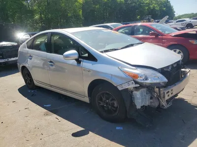 2013 TOYOTA PRIUS THREE, фото 4, лот 10558206