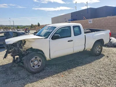 2018 TOYOTA TACOMA SR, фото 1, лот 10529534