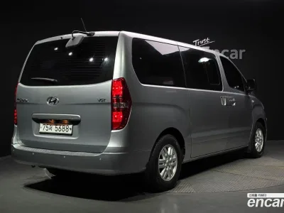 2016 Hyundai Starex 11-Seater Wagon, фото 2, лот 10161265