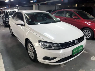 2015 Volkswagen Lamando 230TSI Manual Style Edition, фото 4, лот 10469628