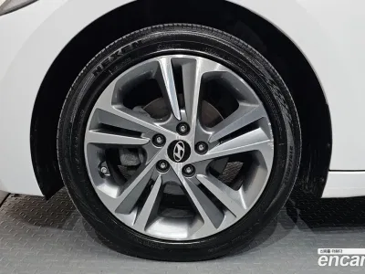 2016 Hyundai AVANTE 1.6 GDI Style, фото 4, лот 10118507