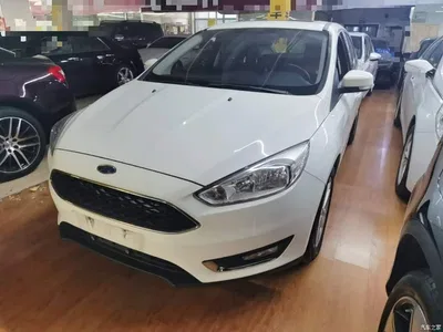 2015 Ford Focus Hatchback 1.6L Automatic Trend, фото 2, лот 10836981