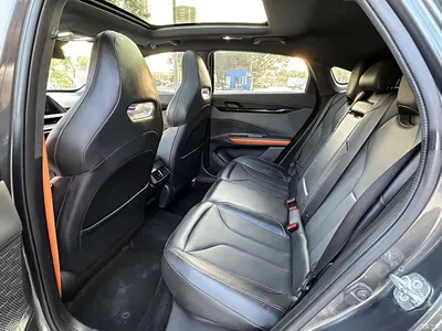 2024 Changan UNI-V 1.5T Deluxe, фото 4, лот 10252362