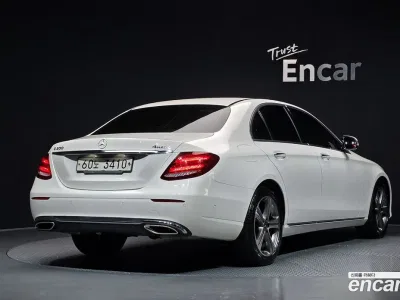 2018 Mercedes-Benz E-Class E300 4MATIC Avnatgarde, фото 2, лот 10203030