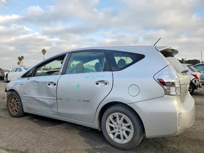 2014 TOYOTA PRIUS V TWO, фото 2, лот 10902044