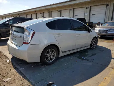 2011 TOYOTA PRIUS TWO, фото 3, лот 10504233