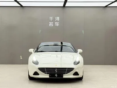 2015 Ferrari California T 3.9T Standard, фото 2, лот 10264672