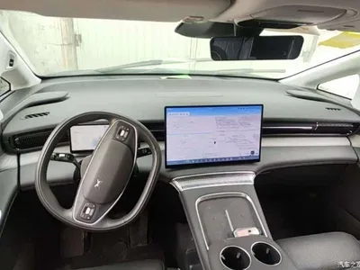 2025 XPeng X9 740 Ultra Long Range Max, фото 3, лот 10453549