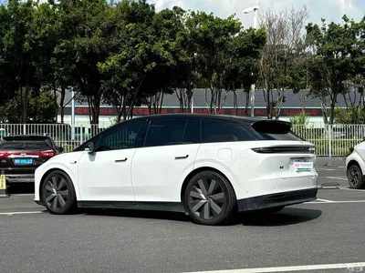 2025 Li Auto i6 4WD Base Model, фото 3, лот 11314576