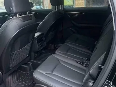 2025 Audi Q7 45 TFSI quattro S line Black Warrior, фото 2, лот 10895454