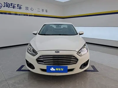 2015 Ford Escort 1.5L Automatic Comfort, фото 2, лот 11104168