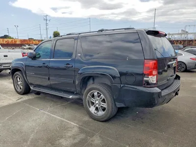 2011 CHEVROLET SUBURBAN K1500 LT, фото 2, лот 10583485