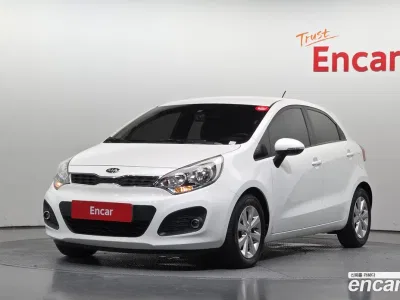 2014 Kia pride 1.4 MPI Hatchback, фото 1, лот 10172827