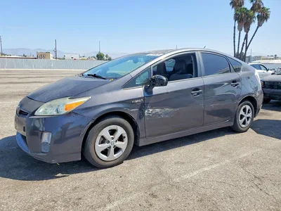 2011 TOYOTA PRIUS TWO, фото 1, лот 10542037