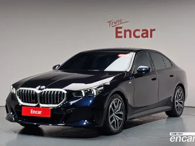 2024 BMW 5-Series 520i M Sport, фото 1, лот 10141847