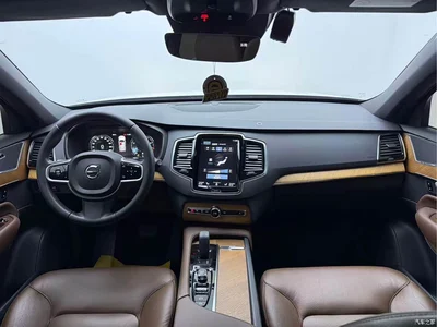2021 Volvo XC90 B6 Smart Comfort Luxury 7-seater, фото 3, лот 10353924