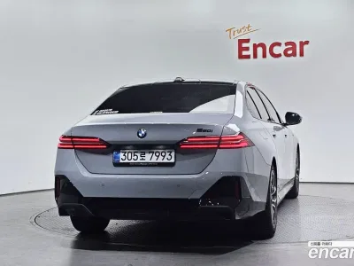 2025 BMW 5-Series 520i M Sport, фото 4, лот 10143613