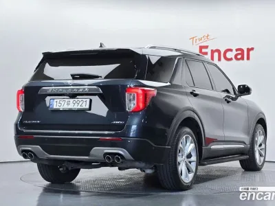 2022 Ford Explorer 3.0 Platinum 4WD, фото 2, лот 10123683