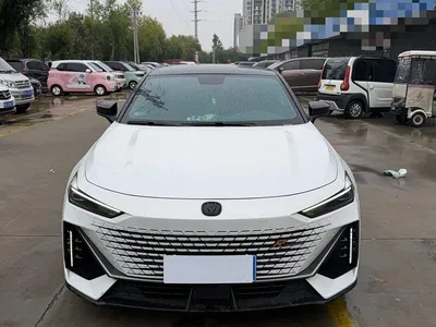 2022 Changan UNI-V 1.5T Smart Pilot Edition, фото 2, лот 10804396