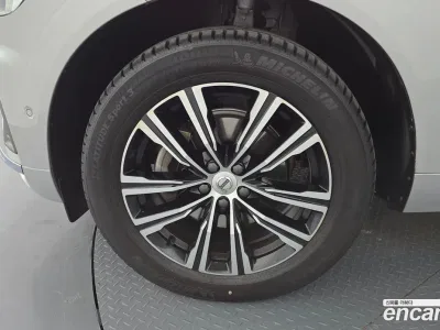 2022 Volvo XC60 B5 Inscription, фото 4, лот 11240723