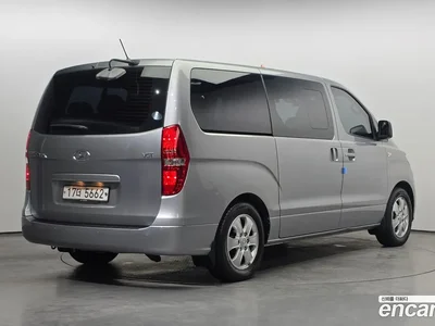 2018 Hyundai Starex Urban 9-Seater, фото 1, лот 10190801