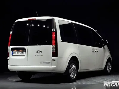 2023 Hyundai Staria Cargo 3-Seater, фото 2, лот 10062332